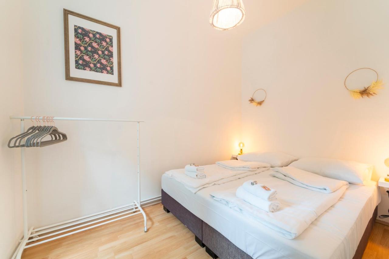 Josef'S Home I Classic Apartment I Uno-City, Vic Wina Bagian luar foto